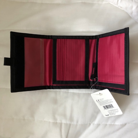 BNWT VTG Hello Kitty Wallet Cheerleader - Picture 4 of 4